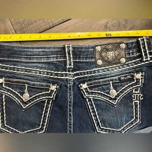 Miss Me Shorts size 31